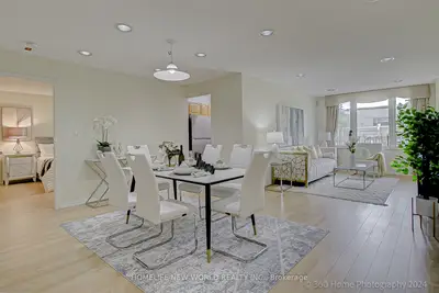 Condo Townhouse in Toronto