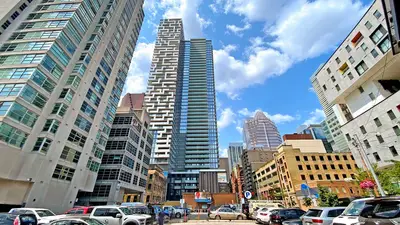 Condo Apartment in Toronto