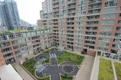 Condo Apartment in Toronto
