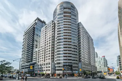 Condo Apartment in Toronto