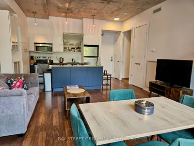 Condo Apartment in Toronto