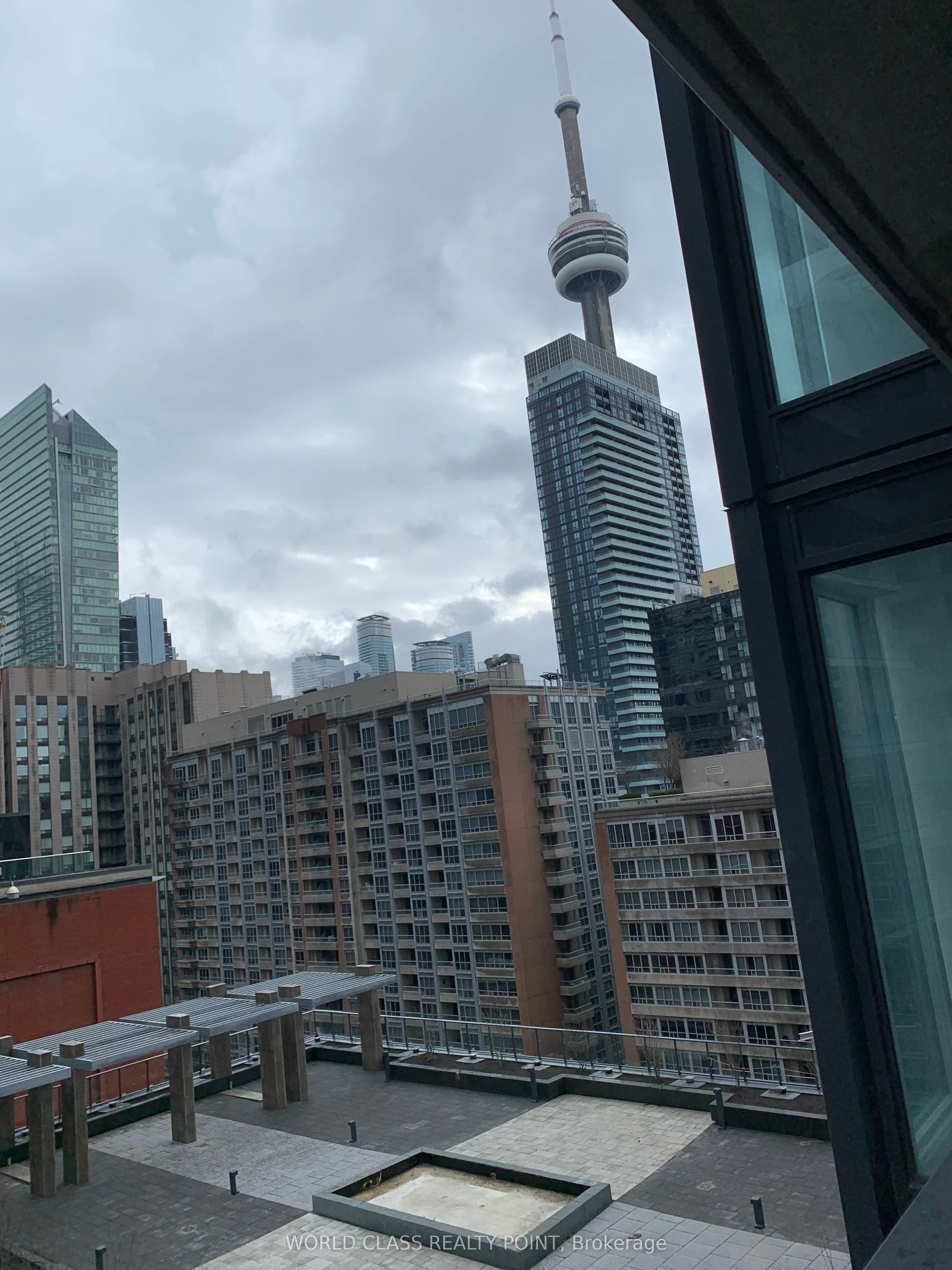 115 Blue Jays Way 1212, Toronto C01, ON M5V 0N4