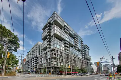 Condo Apartment in Toronto