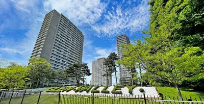 Condo Apartment in Toronto