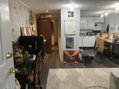 Fourplex in Toronto