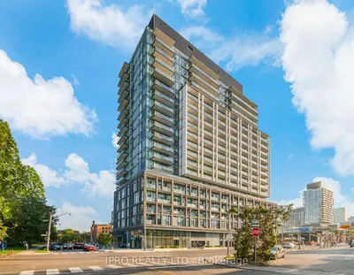 Condo Apartment in Toronto