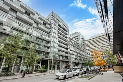 Condo Apartment in Toronto