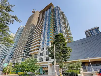 Co-op Apartment in Toronto