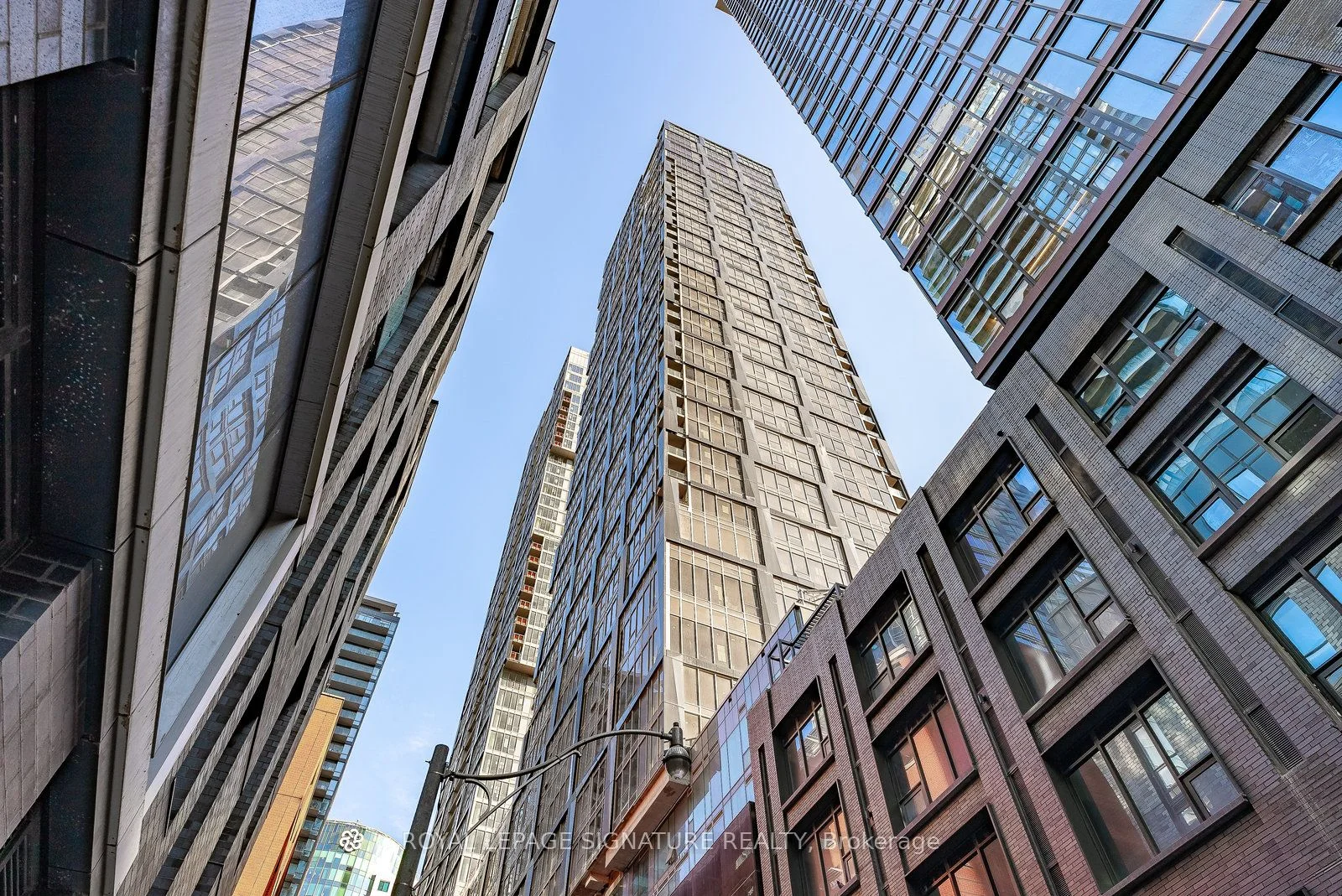 55 Mercer Street 2906, Toronto C01, On M5v 0w4