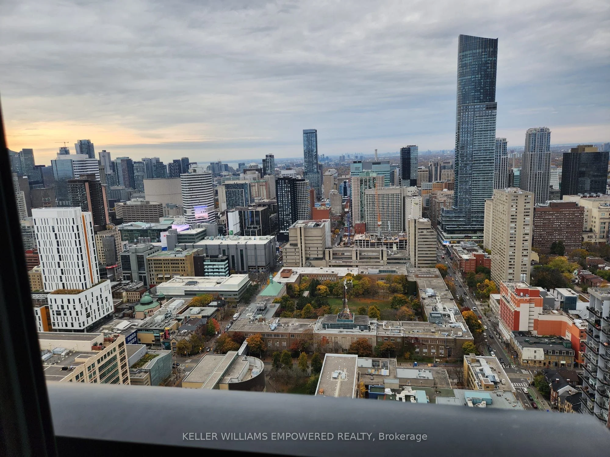 319 Jarvis Street 5005, Toronto C08, On M5b 0c8