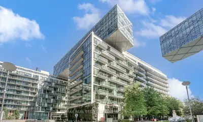 Condo Apartment in Toronto