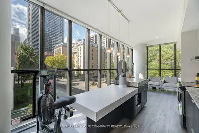 Condo Apartment in Toronto