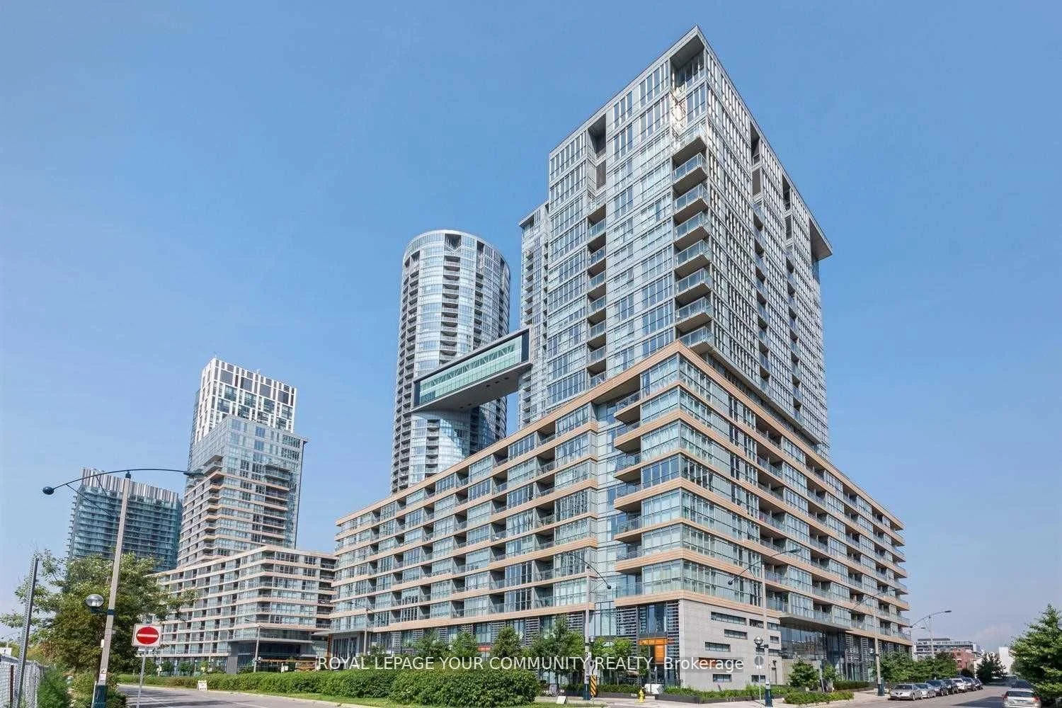Condo Apartment in Toronto