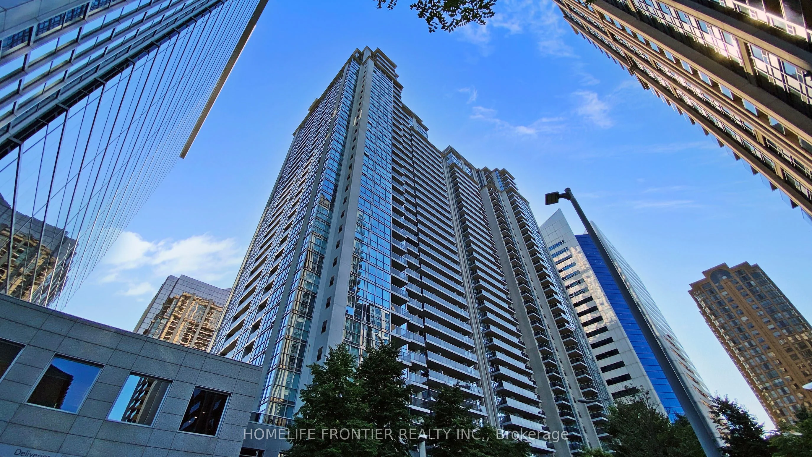 Condo Apartment in Toronto