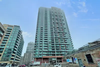 Condo Apartment in Toronto