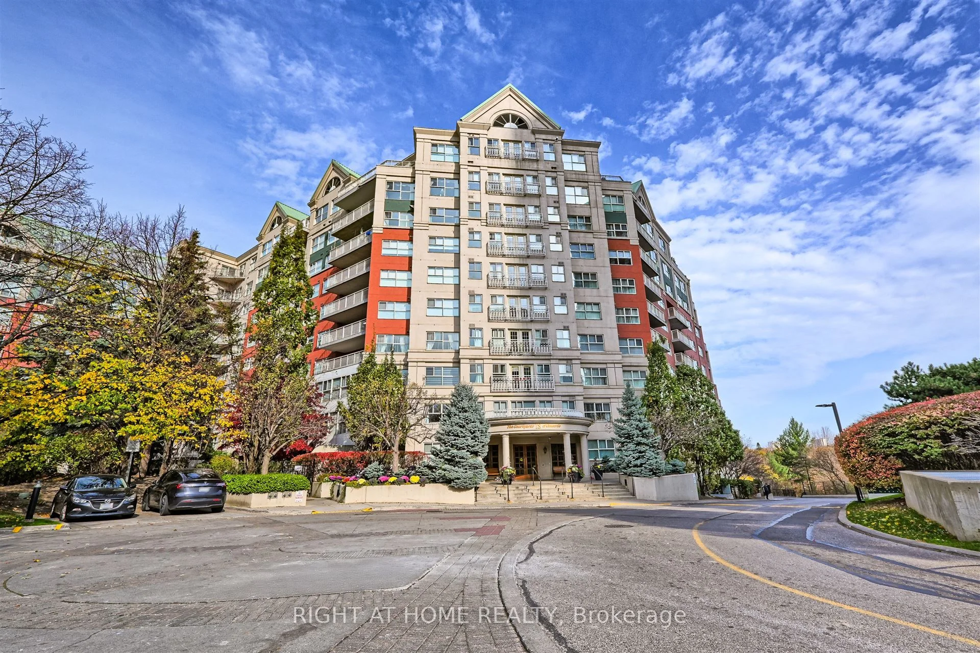 Condo Apartment in Toronto