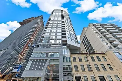 Condo Apartment in Toronto