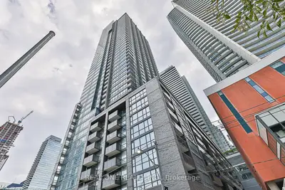 Condo Apartment in Toronto