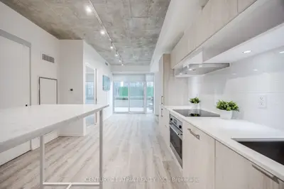 Condo Apartment in Toronto