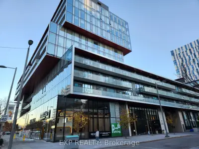 Condo Apartment in Toronto