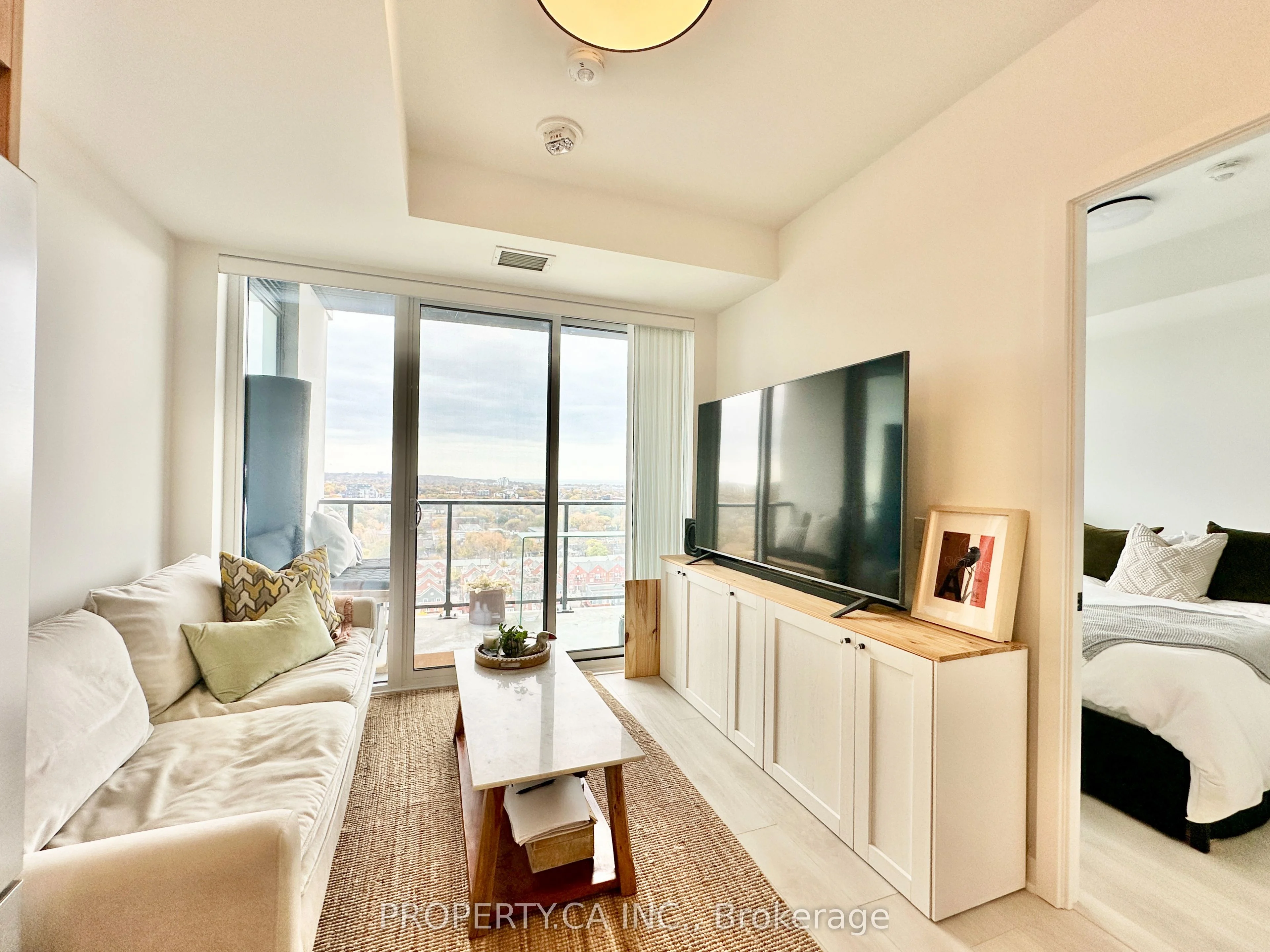 5 Defries Street 1913, Toronto C08, On M5a 0w7