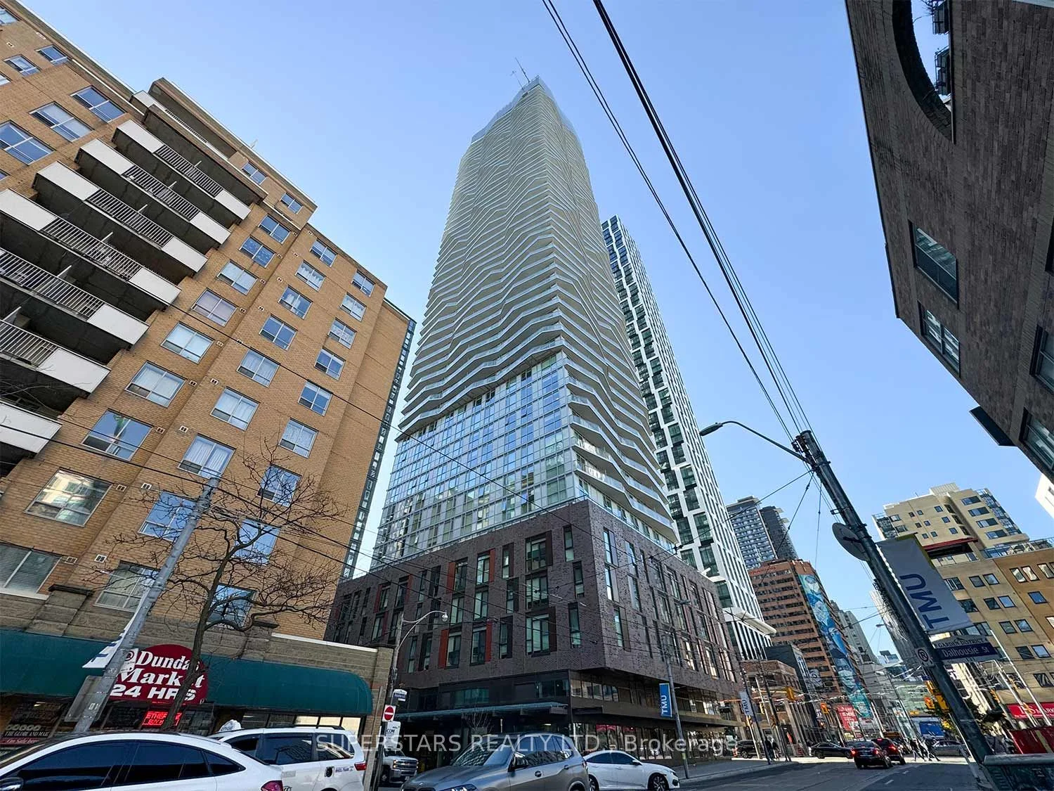 100 Dalhousie Street 1207, Toronto C08, On M5b 0c7
