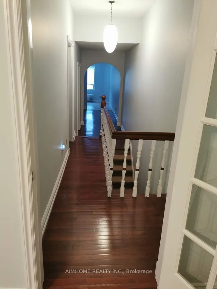 253 Palmerston Avenue 2nd Flr, Toronto C01, ON M6J 2J3