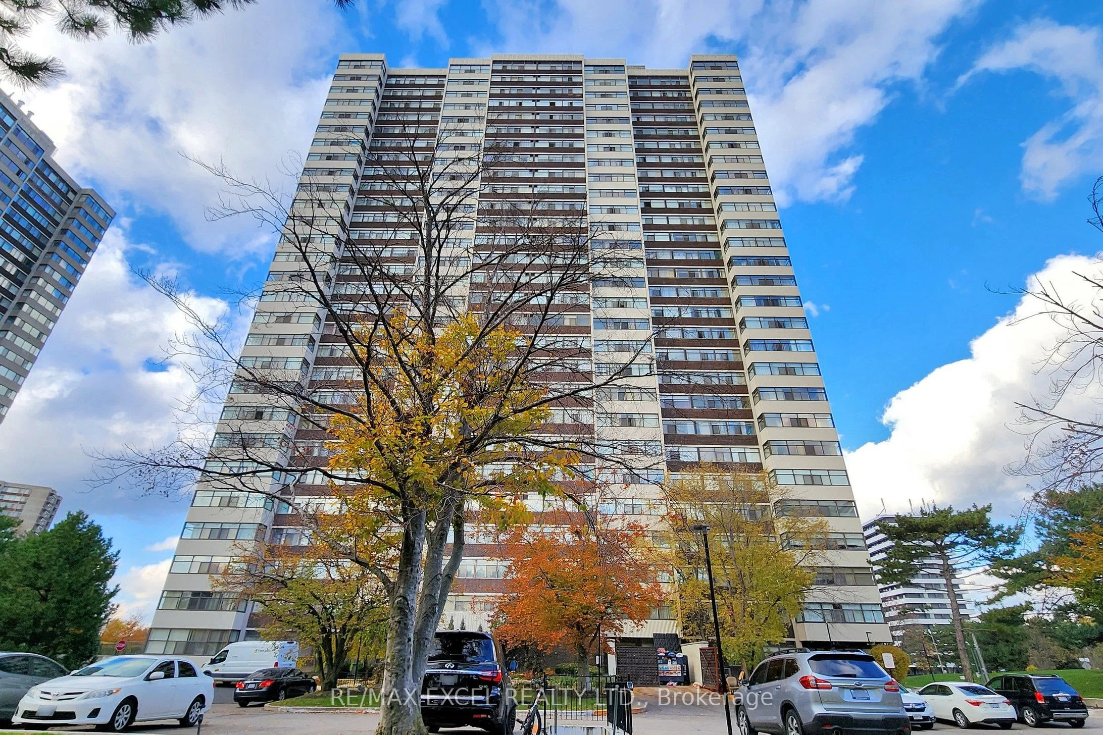 Condo Apartment in Toronto