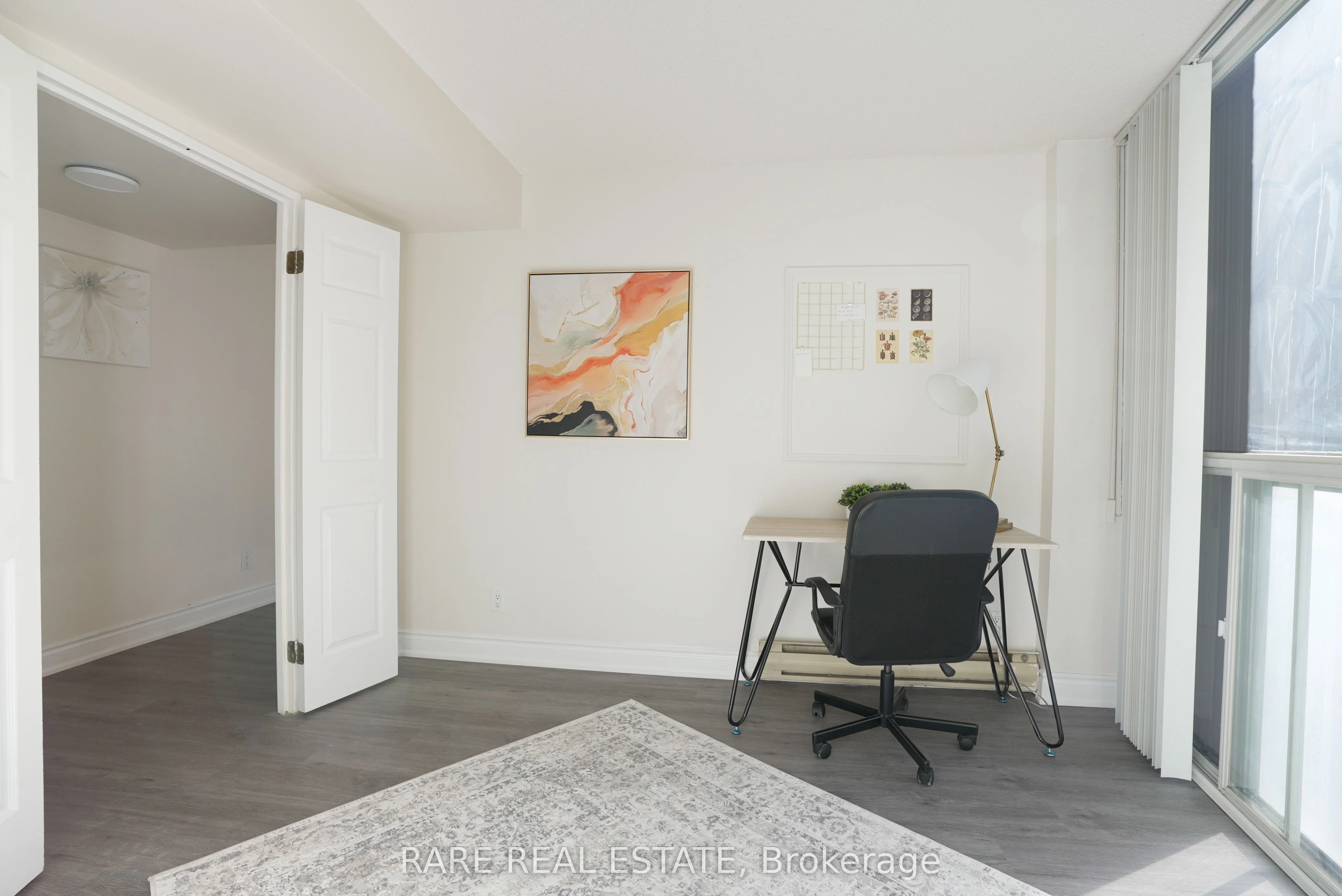 24 Wellesley Street W 203, Toronto C01, ON M4Y 2X6