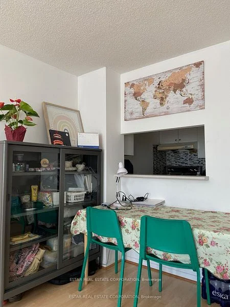 3 Pemberton Avenue 1109, Toronto C14, ON M2M 4M1