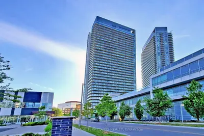 Condo Apartment in Toronto