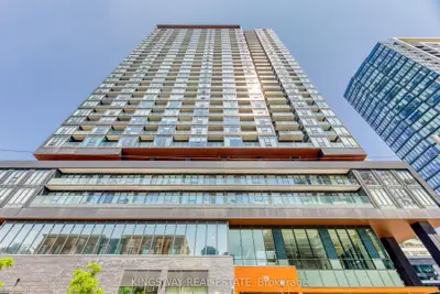 Condo Apartment in Toronto