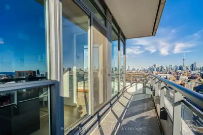 Condo Apartment in Toronto