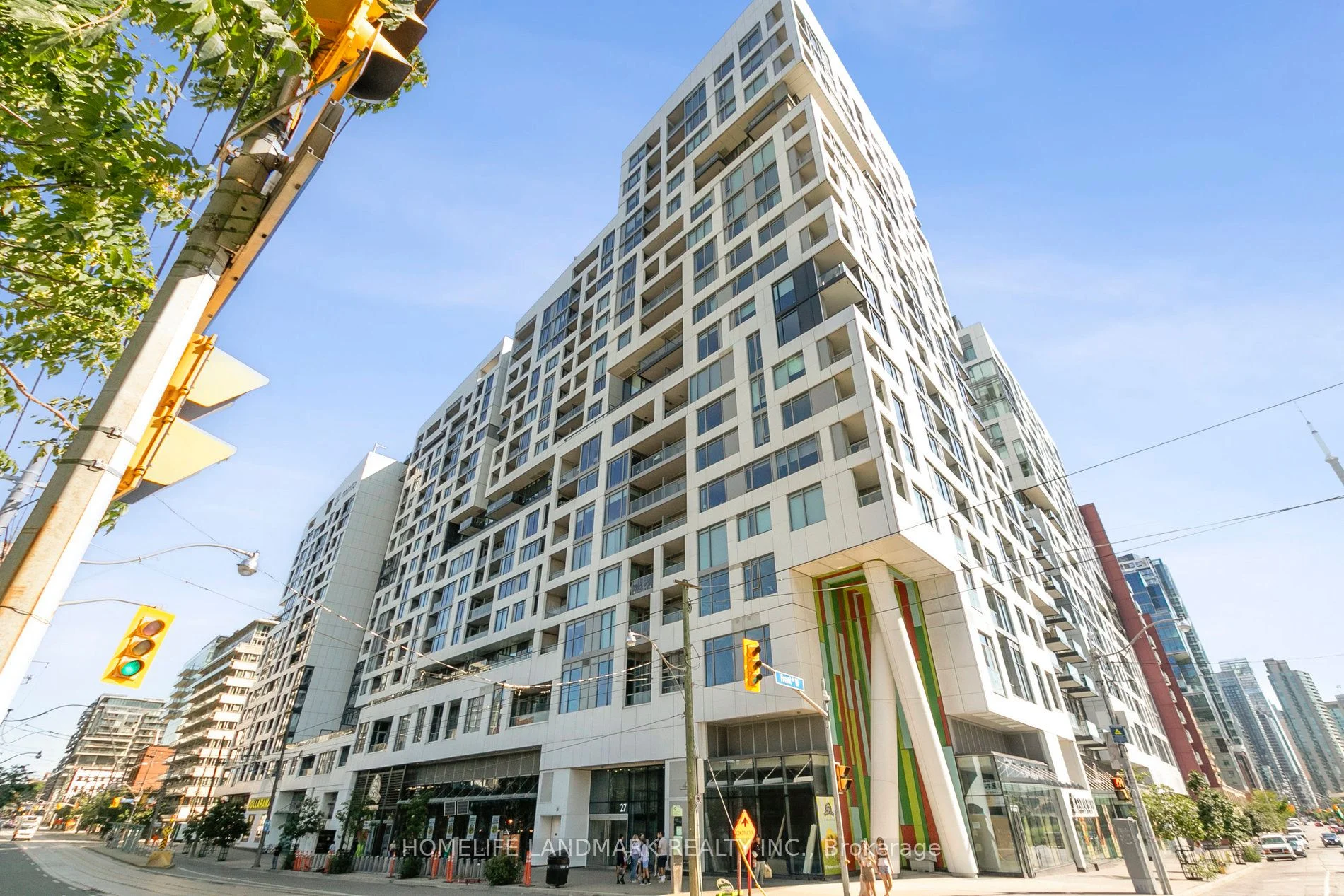 27 Bathurst Street 301w, Toronto C01, On M5v 0r1