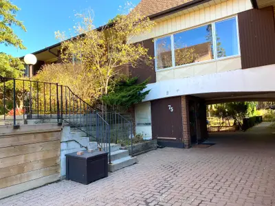 Condo Townhouse in Toronto
