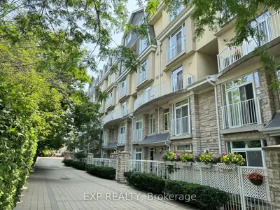 Condo Townhouse in Toronto