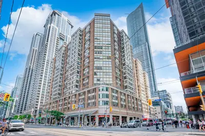 Condo Apartment in Toronto