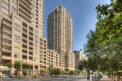 Condo Apartment in Toronto