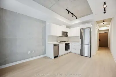 Condo Apartment in Toronto