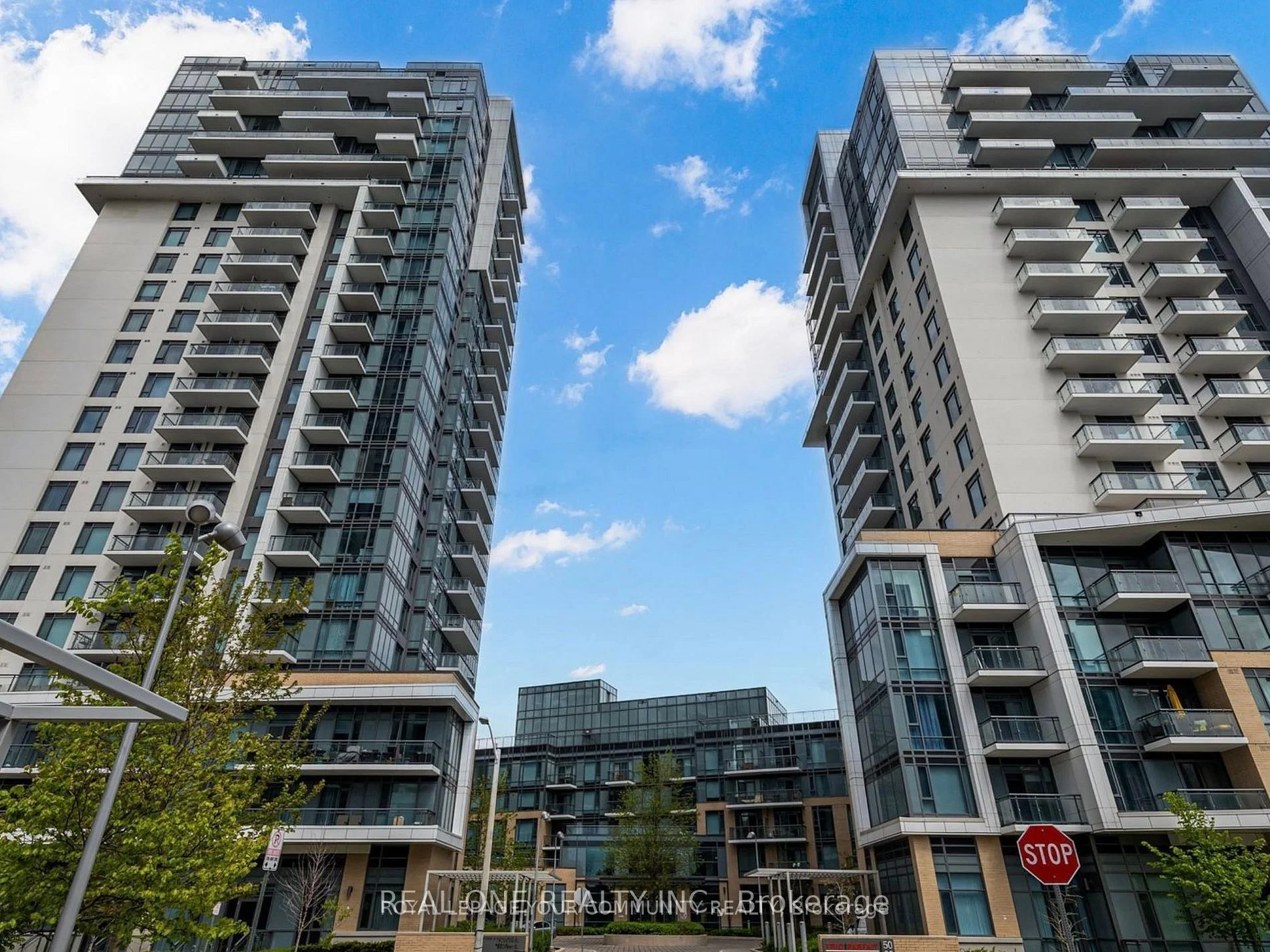 50 Ann O Reilly Road 1005, Toronto C15, On M2j 0c9