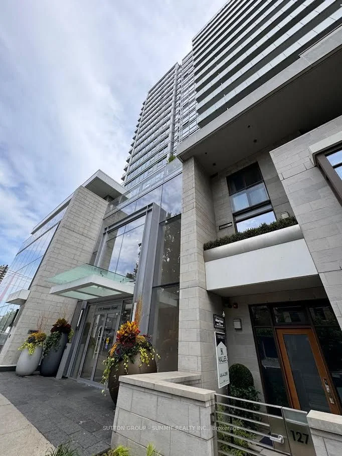 Condo Apartment in Toronto