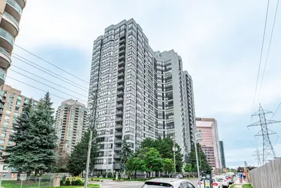 Condo Apartment in Toronto
