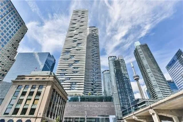 88 Harbour Street 4701, Toronto C01, On M5j 0c3