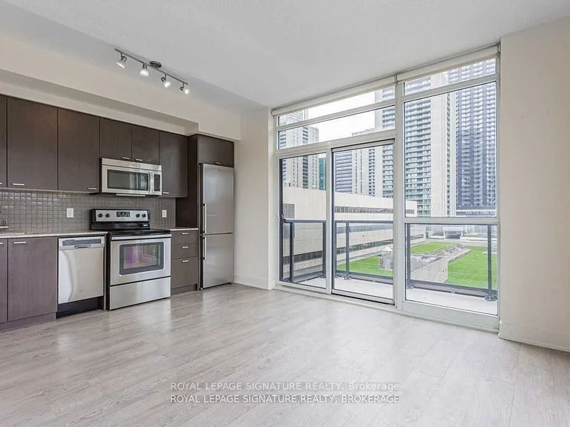 88 Sheppard Avenue E 412, Toronto C14, On M2n 0g9