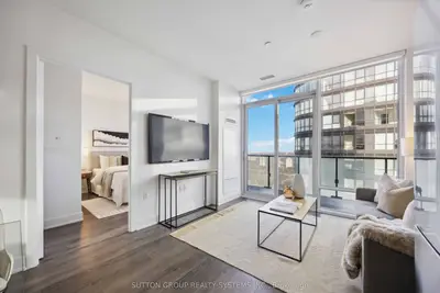 Condo Apartment in Toronto