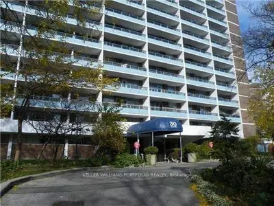 Co-Ownership Apartment in Toronto