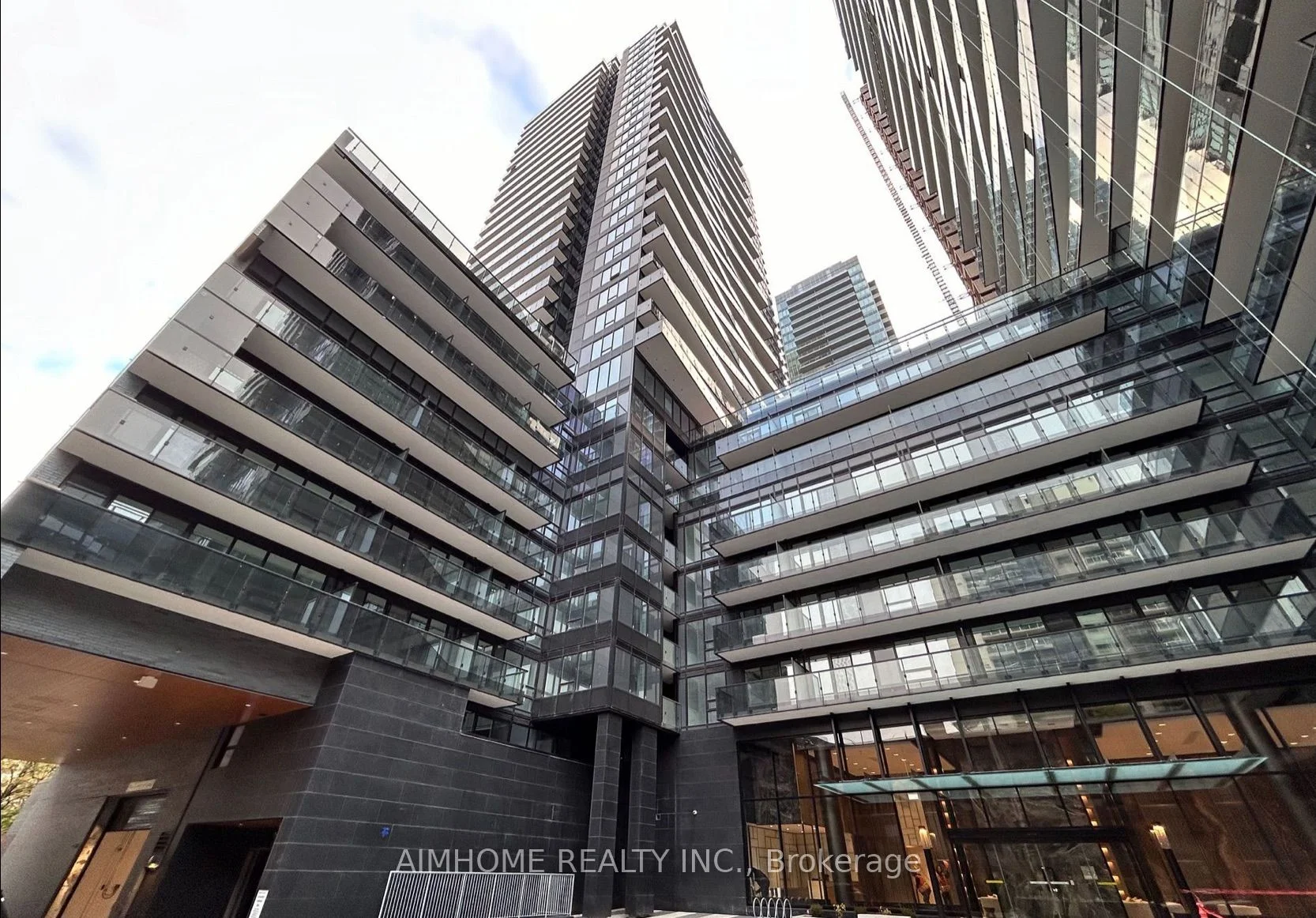 Condo Apartment in Toronto