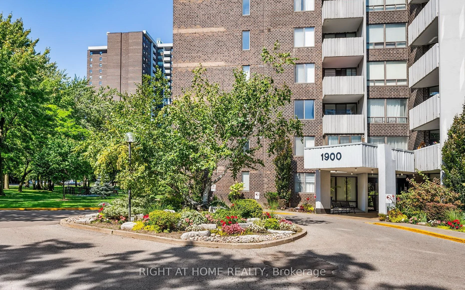 1900 Sheppard Avenue E 2208, Toronto C15, On M2j 4t4