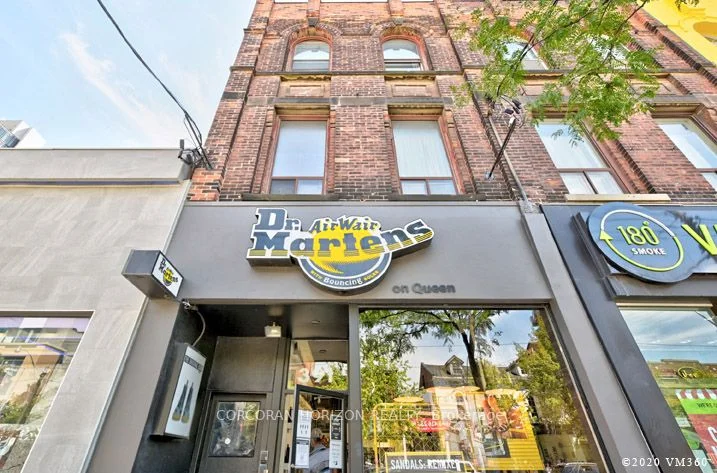 Upper Level in Toronto