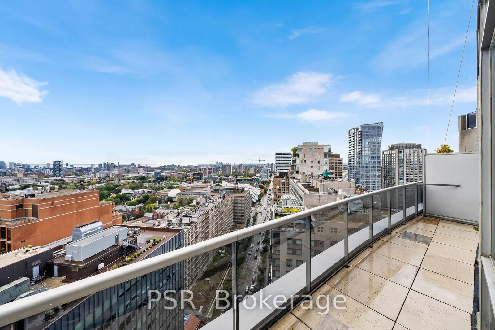 10 Bellair Street 2402, Toronto C02, ON M5R 3R1